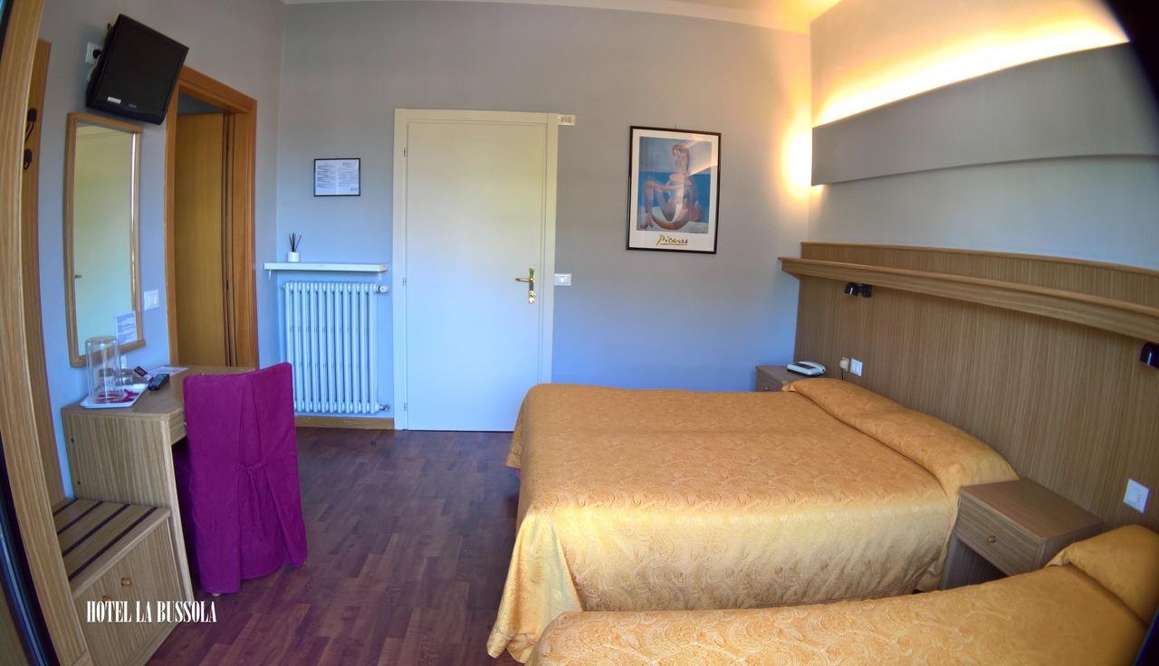 Hotel La Bussola Padenghe sul Garda Exterior photo
